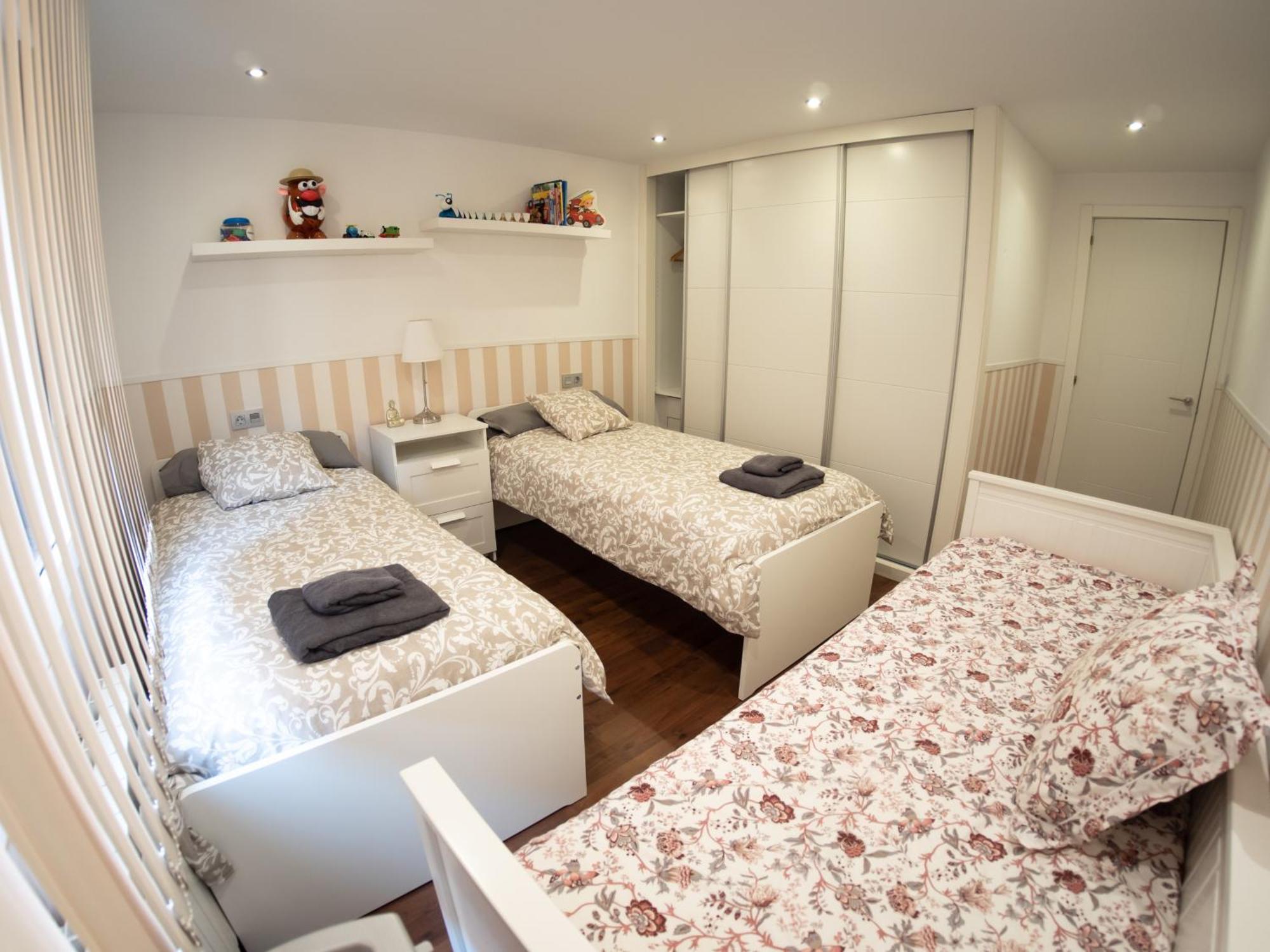 Piso Centrico "Villa Revallines" Овиедо Екстериор снимка