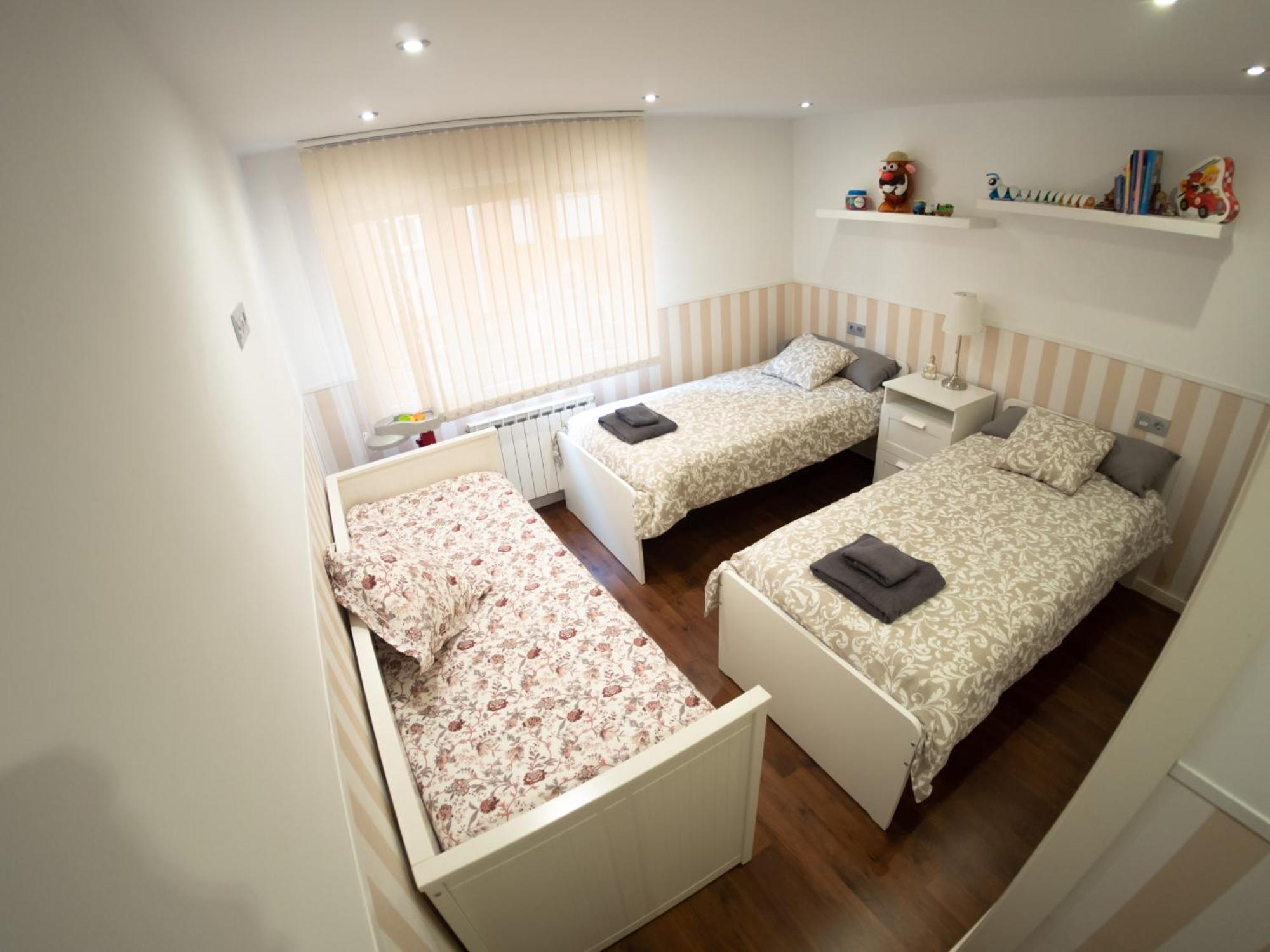 Piso Centrico "Villa Revallines" Овиедо Екстериор снимка